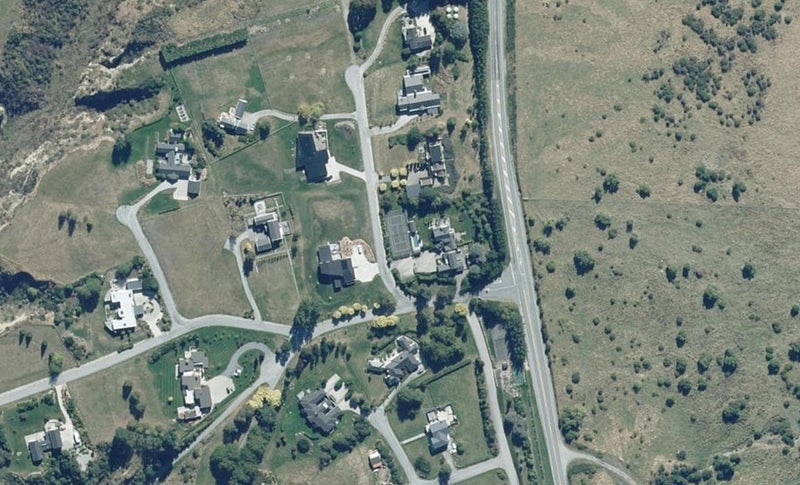 2 Scenic Drive, Drift Bay, Queenstown - Carousel 1