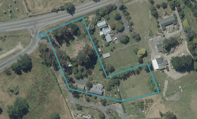 3 Law Road, Allanton, Mosgiel - Carousel 1