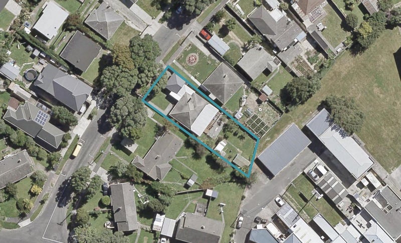 54 Hall Crescent, Epuni, Lower Hutt - Carousel 1