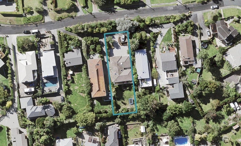 10 Jellicoe Road, Murrays Bay, Auckland - Carousel 1
