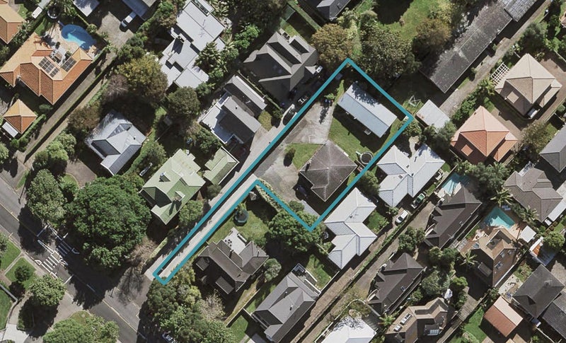 1/75 Wheturangi Road, Greenlane, Auckland - Carousel 1