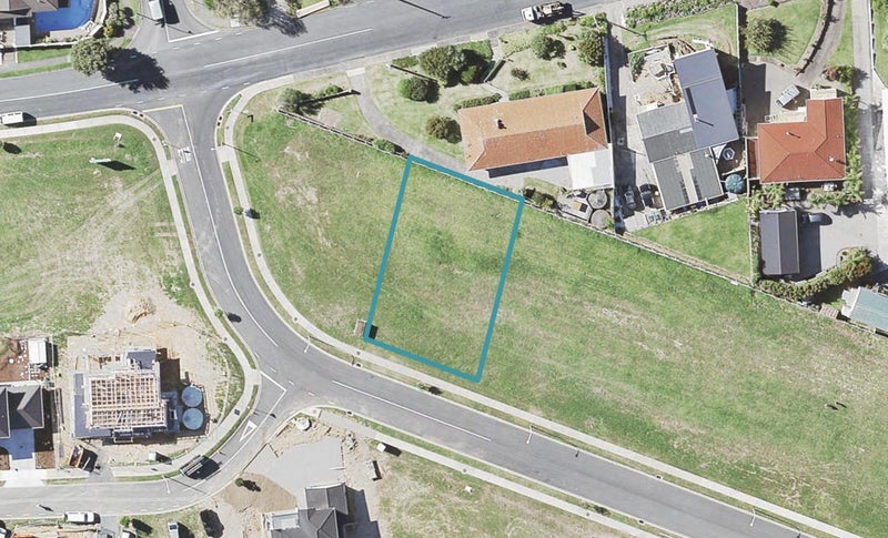 4 Herbert Pollard Drive, Maraetai, Auckland - Carousel 1