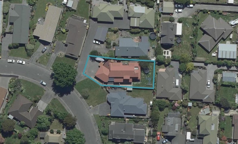 14 Regency Crescent, Redwood, Christchurch - Carousel 1