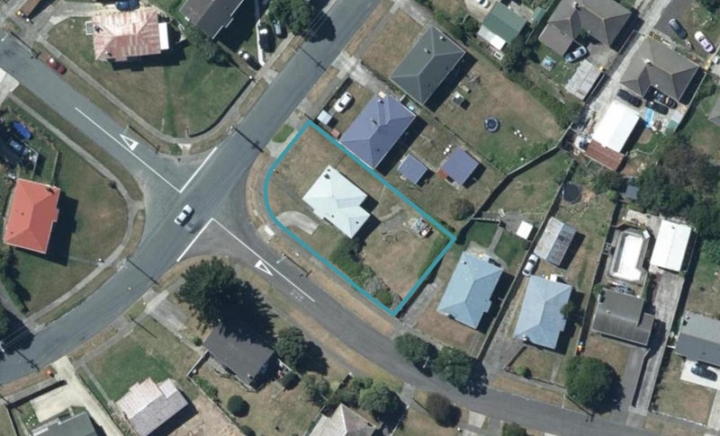 62 Piko Street, Titahi Bay, Porirua - Carousel 1