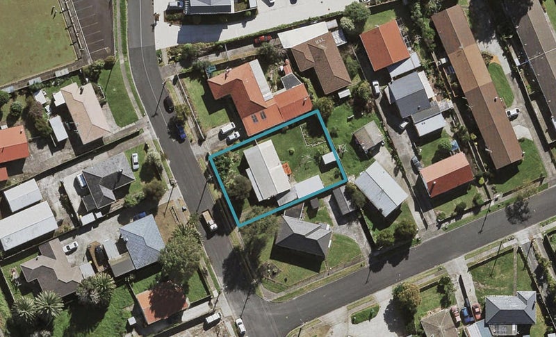 77 Cambridge Terrace, Papatoetoe, Auckland - Carousel 1