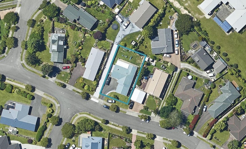 10 Westminster Drive, Owhata, Rotorua - Carousel 1