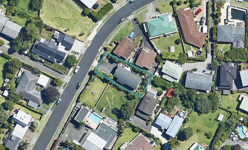 52 Eaton Crescent, Matua, Tauranga - Carousel 1