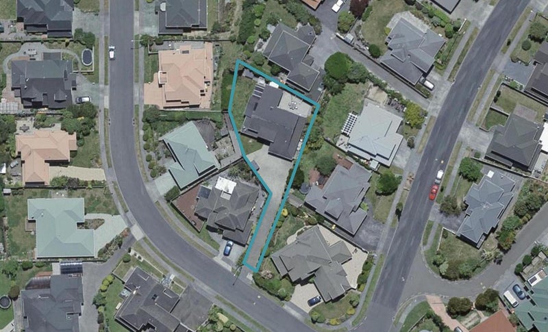 4 Eastcott Grove, Churton Park, Wellington - Carousel 1