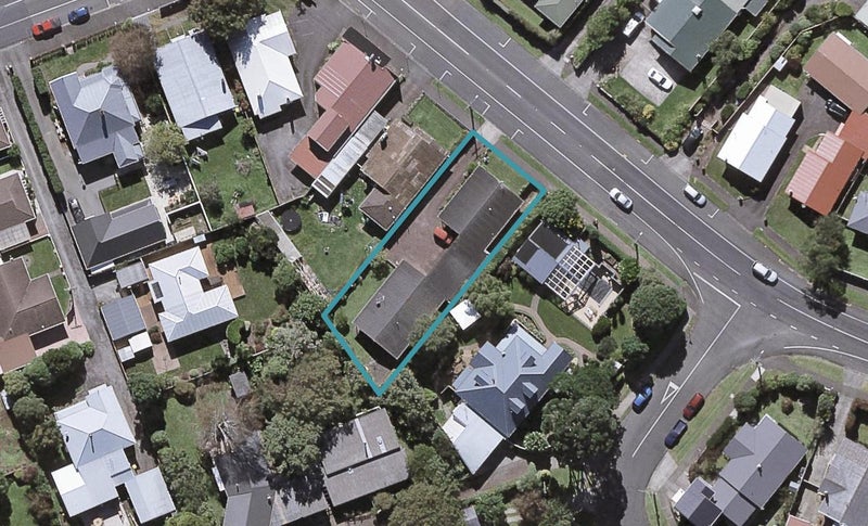 1/276 Carrington Street, Vogeltown, New Plymouth - Carousel 1