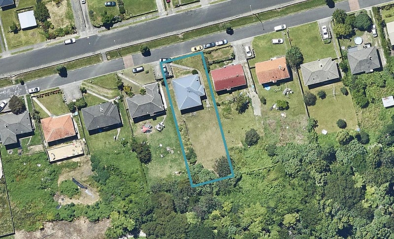 18 Hampton Terrace, Parkvale, Tauranga - Carousel 1
