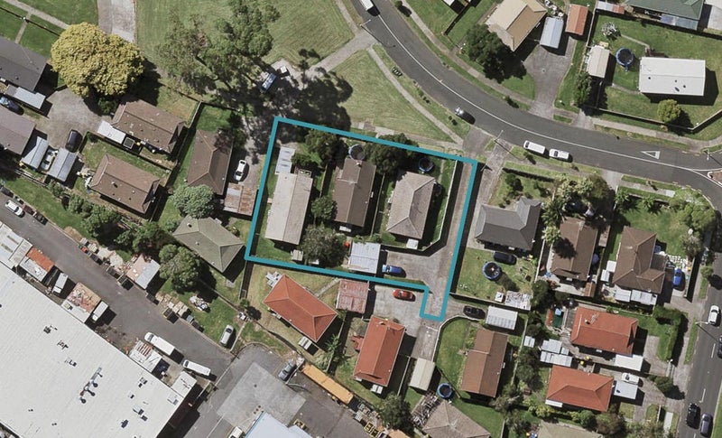 3/10 Penion Drive, Flat Bush, Auckland - Carousel 1