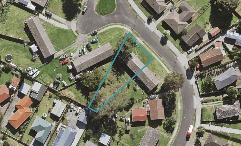 10 Pershore Place, Mangere, Auckland - Carousel 1