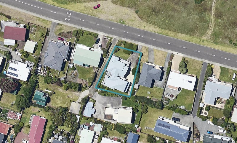 12 Ocean Road, Ohope, Ohope - Carousel 1