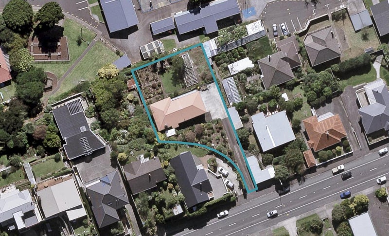 364 Devon Street West, Lynmouth, New Plymouth - Carousel 1