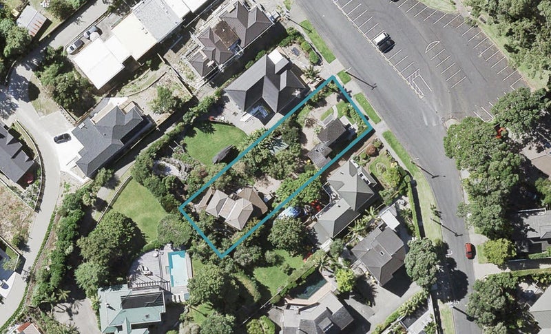 170 Mellons Bay Road, Mellons Bay, Auckland - Carousel 1