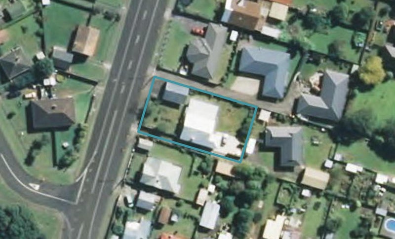 4 Vogel Street, Hawera - Carousel 1