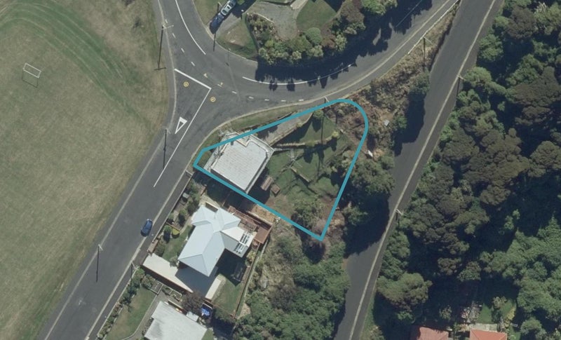 28 Mathieson Street, Waverley, Dunedin - Carousel 1