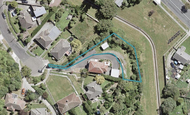 6A Hill Grove, Naenae, Lower Hutt - Carousel 1