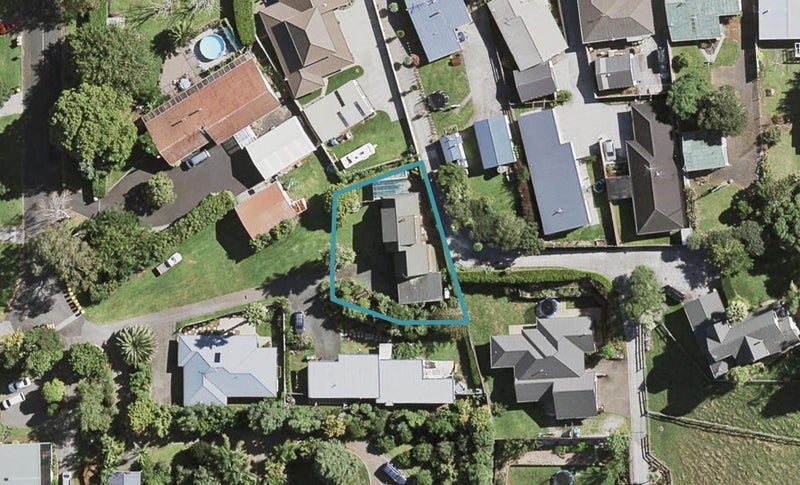 2 Tonkin Place, Buckland, Pukekohe - Carousel 1