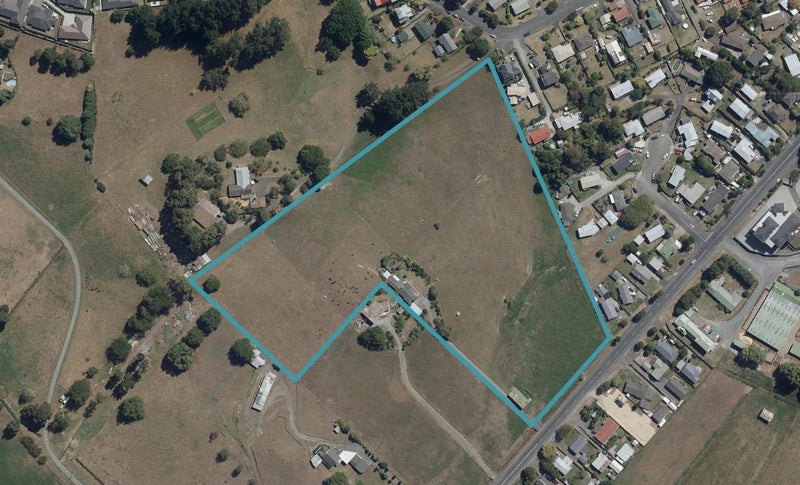 212 Tuhikaramea Road, Dinsdale, Hamilton - Carousel 1