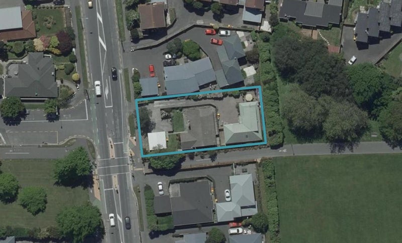 2/134 Waimairi Road, Ilam, Christchurch - Carousel 1