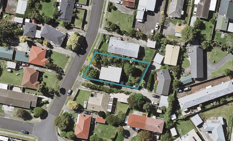 6 Latham Avenue, Pakuranga, Auckland - Carousel 1