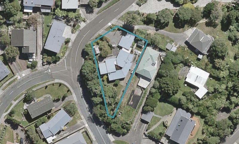 46 Miromiro Road, Normandale, Lower Hutt - Carousel 1