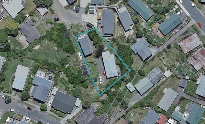102A Glanmire Road, Newlands, Wellington - Carousel 1