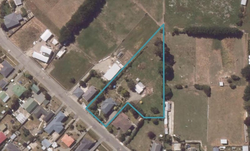 15 Oban Street, Holmes Hill, Oamaru - Carousel 1