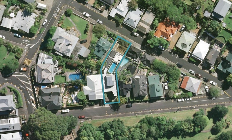 4 Costley Street, Freemans Bay, Auckland - Carousel 1