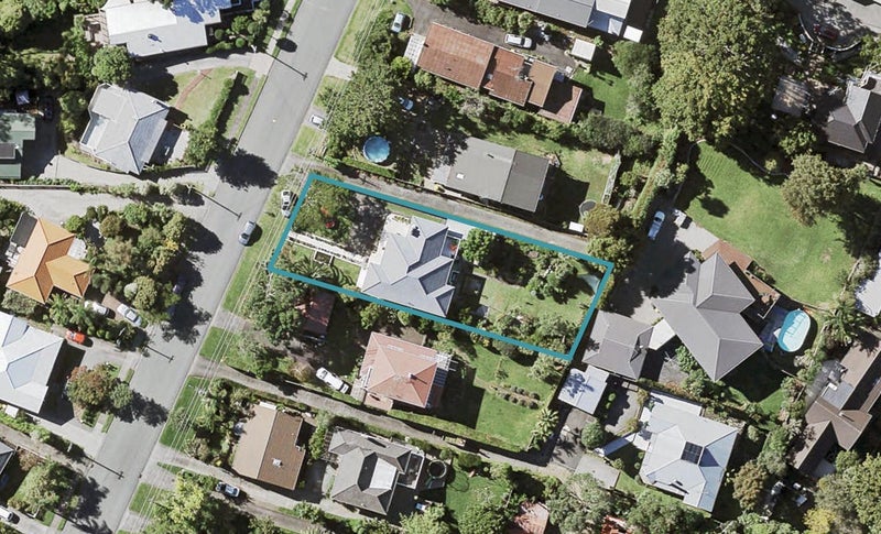33 Sale Street, Cockle Bay, Auckland - Carousel 1