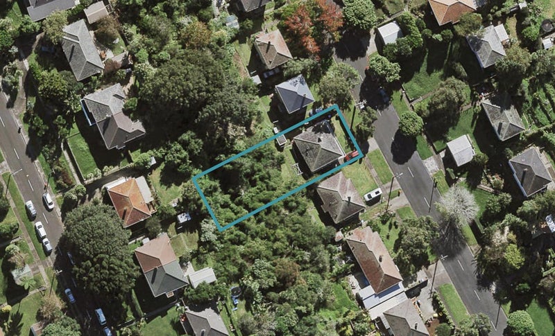 30 McCullough Avenue, Mount Roskill, Auckland - Carousel 1