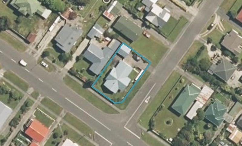 180 Weld Street, Hokitika - Carousel 1