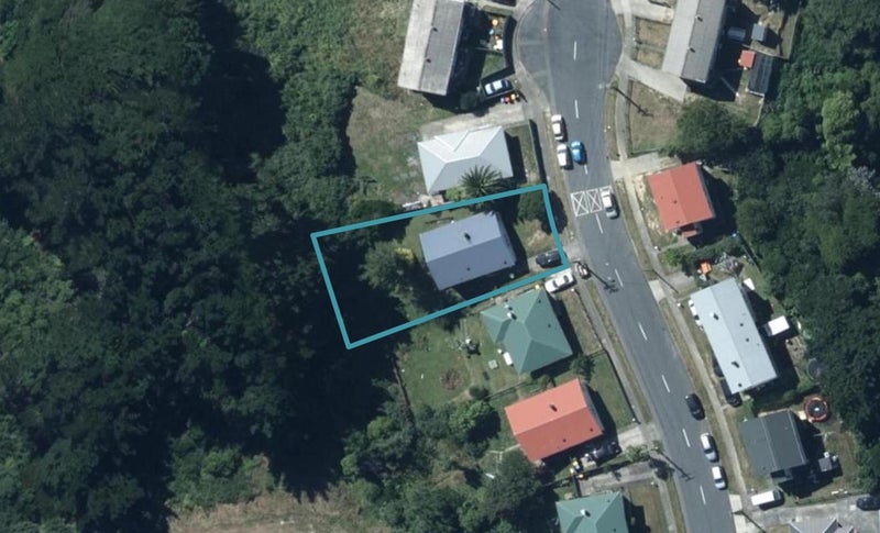 82 Sievers Grove, Cannons Creek, Porirua - Carousel 1