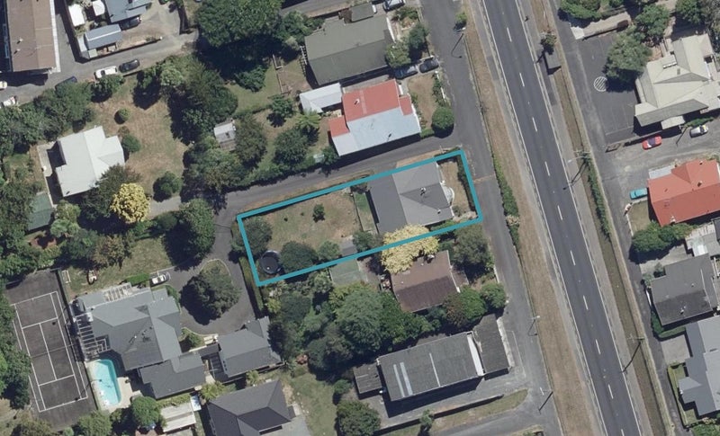 641 Grey Street, Hamilton East, Hamilton - Carousel 1