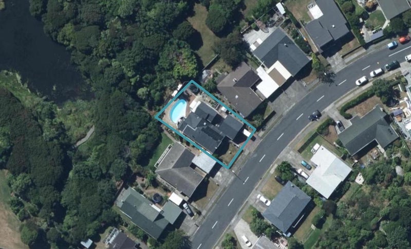42 Tweed Road, Papakowhai, Porirua - Carousel 1
