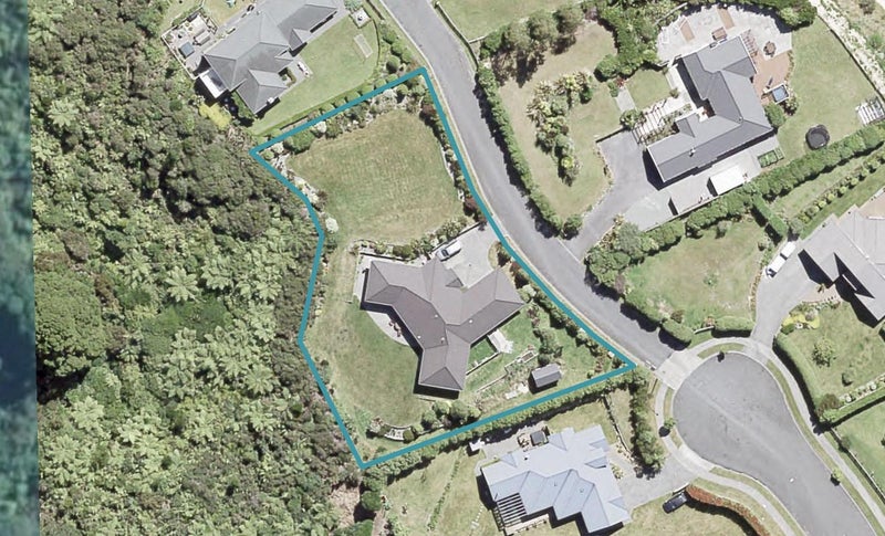 15 Grace Nicholls Grove, Riverstone Terraces, Upper Hutt - Carousel 1