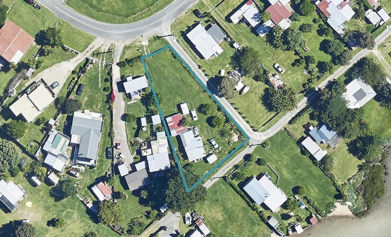 20 Lyndhurst Avenue, Maketu, Te Puke - Carousel 1
