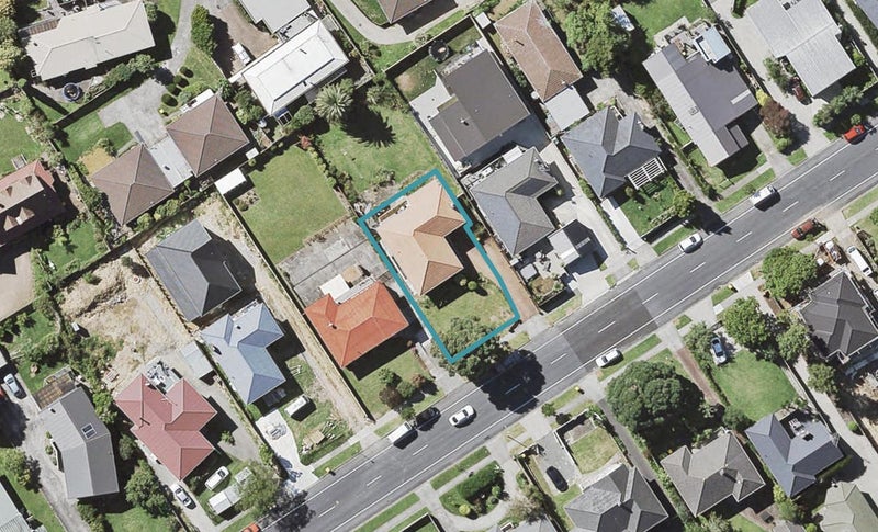 39A Bradbury Road, Botany Downs, Auckland - Carousel 1