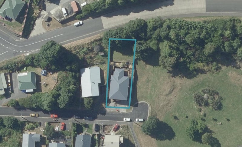1 Ballance Street, Caversham, Dunedin - Carousel 1
