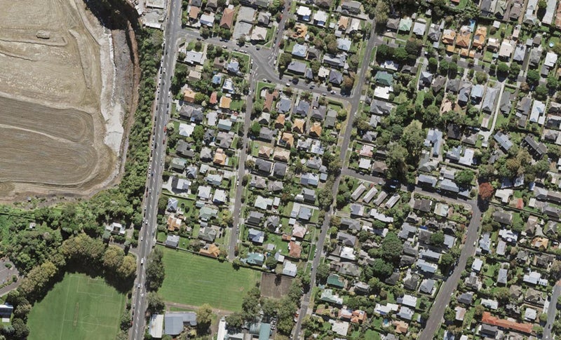 28A Queensway, Three Kings, Auckland - Carousel 1