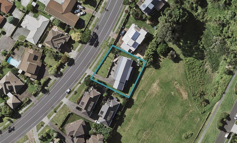 182 Norman Lesser Drive, Saint Johns, Auckland - Carousel 1