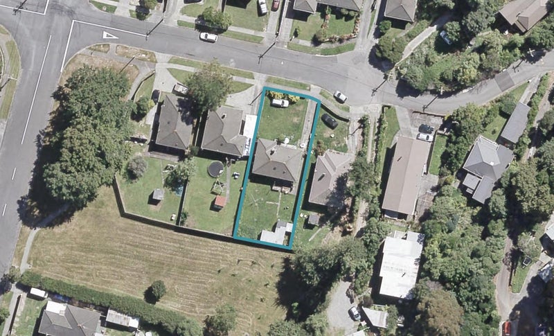16 Prebble Grove, Naenae, Lower Hutt - Carousel 1