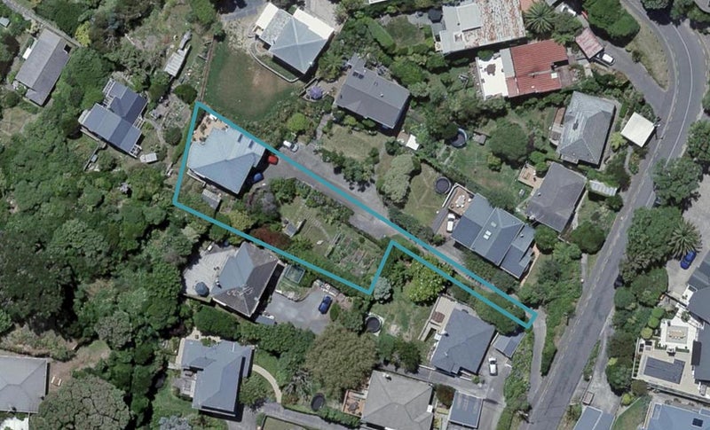 31A Nevay Road, Karaka Bays, Wellington - Carousel 1