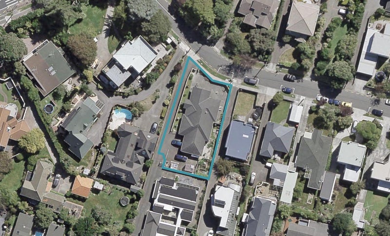 6 Marina Grove, Hutt Central, Lower Hutt - Carousel 1