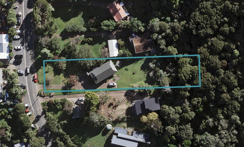 3 Erua Road, Ostend, Waiheke Island - Carousel 1