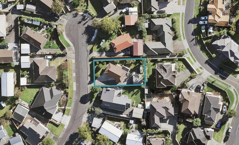 23 Glenhaven Place, Te Atatu Peninsula, Auckland - Carousel 1