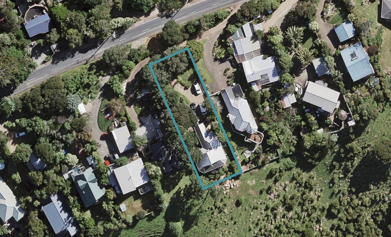 35 Junction Road, Oneroa, Waiheke Island - Carousel 1