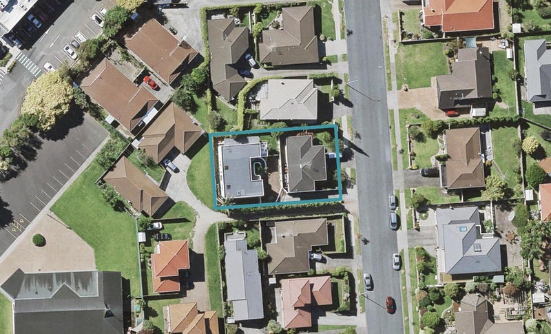 2/70 Clydesdale Avenue, Somerville, Manukau - Carousel 1