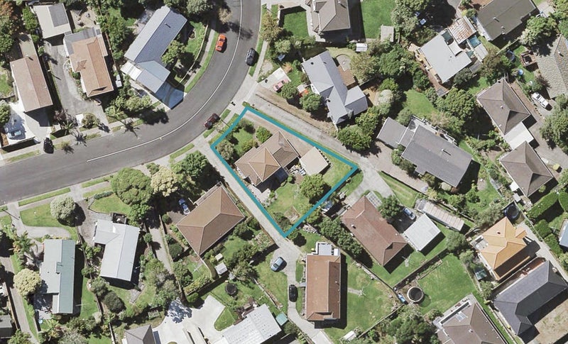 12 Marendellas Drive, Bucklands Beach, Auckland - Carousel 1